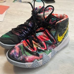 Nike kybrid s2 pineapple kid’s shoes size 6 youth